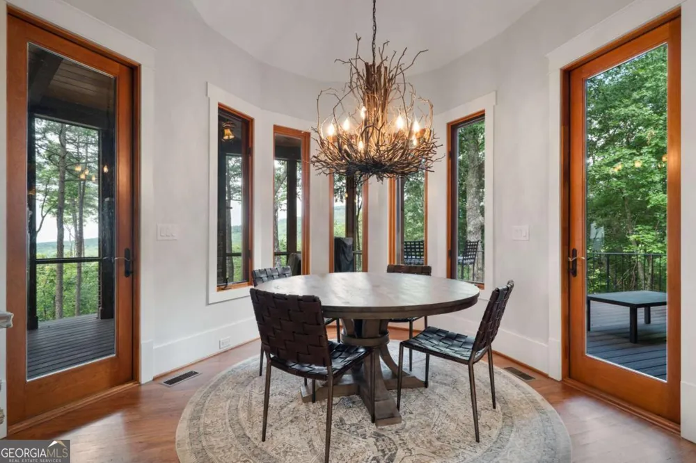 160 Bluestern DR SE Big Canoe, GA 30143