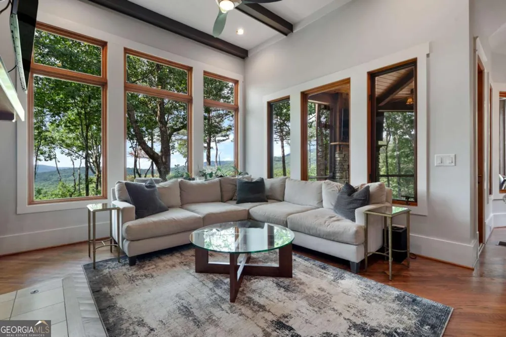 160 Bluestern DR SE Big Canoe, GA 30143