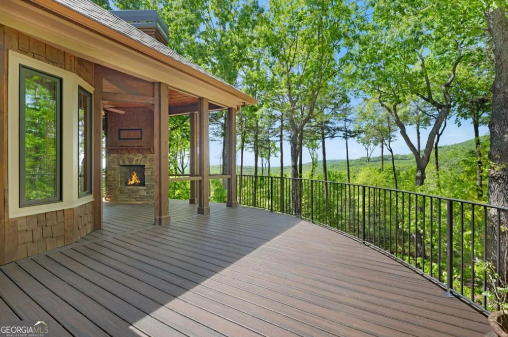 160 Bluestern DR SE Big Canoe, GA 30143