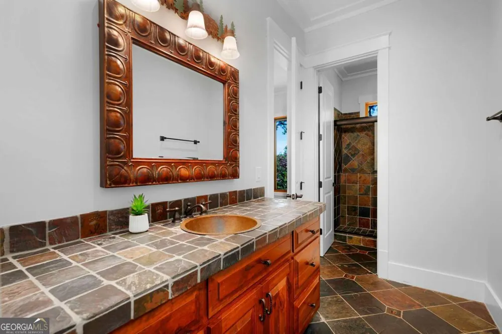 160 Bluestern DR SE Big Canoe, GA 30143