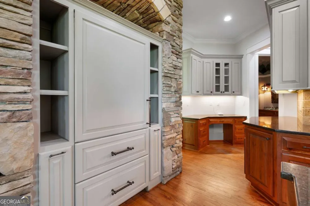 160 Bluestern DR SE Big Canoe, GA 30143