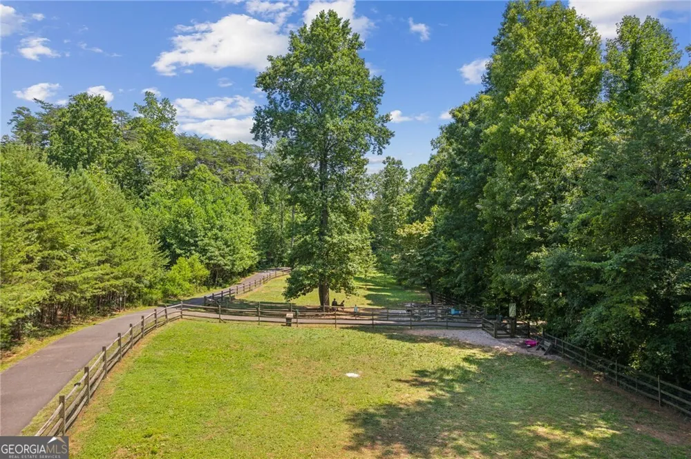 160 Bluestern DR SE Big Canoe, GA 30143