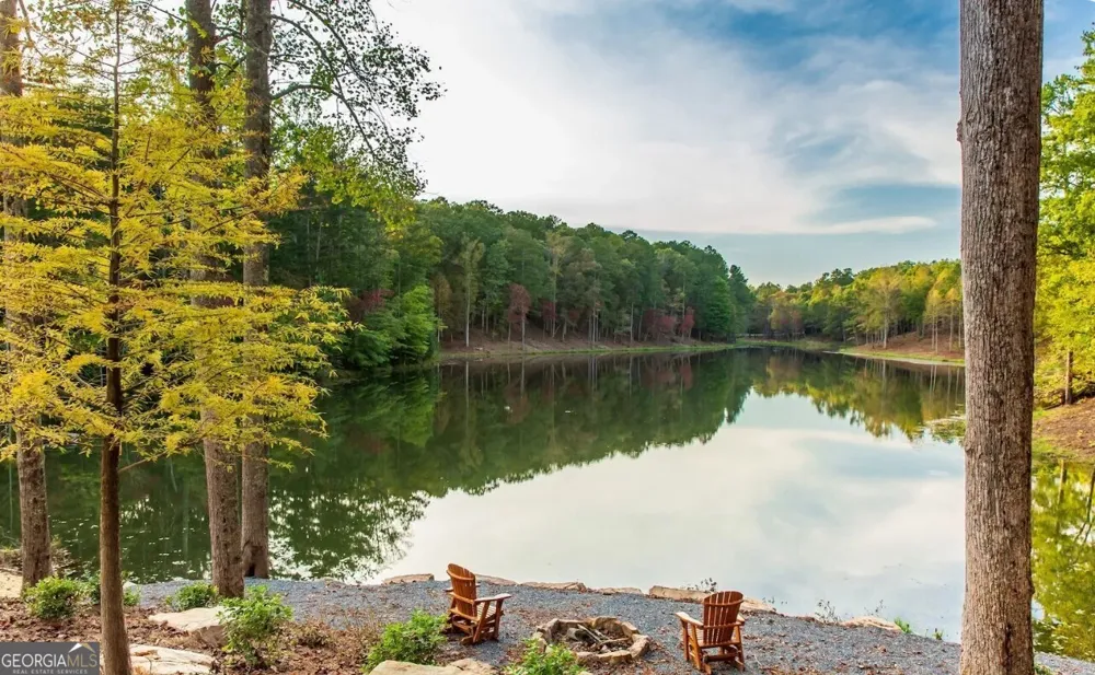 279 Shallow Water TRL Talking Rock, GA 30175