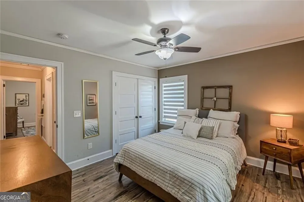 1237 Winburn DR East Point, GA 30344