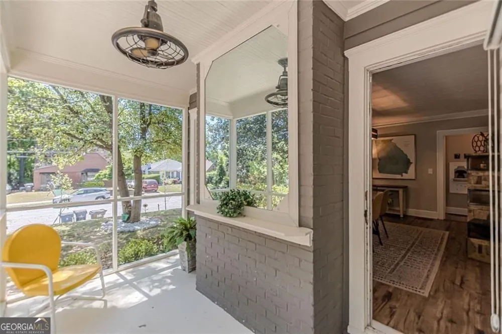 1237 Winburn DR East Point, GA 30344