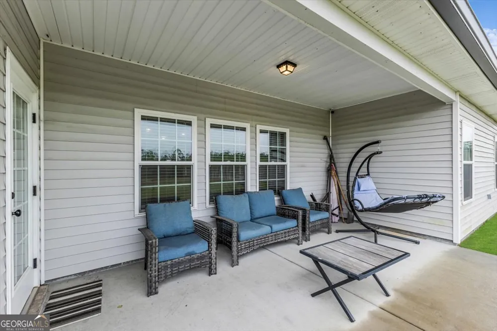 1489 Arnold DR SE Allenhurst, GA 31301