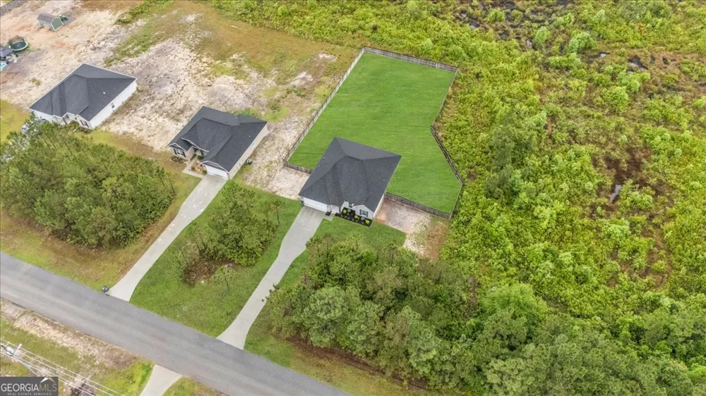 1489 Arnold DR SE Allenhurst, GA 31301
