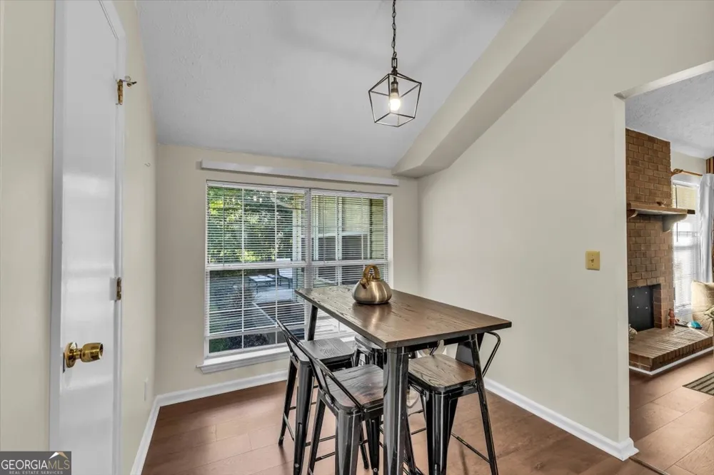40 Whippoorwill LN E Richmond Hill, GA 31324