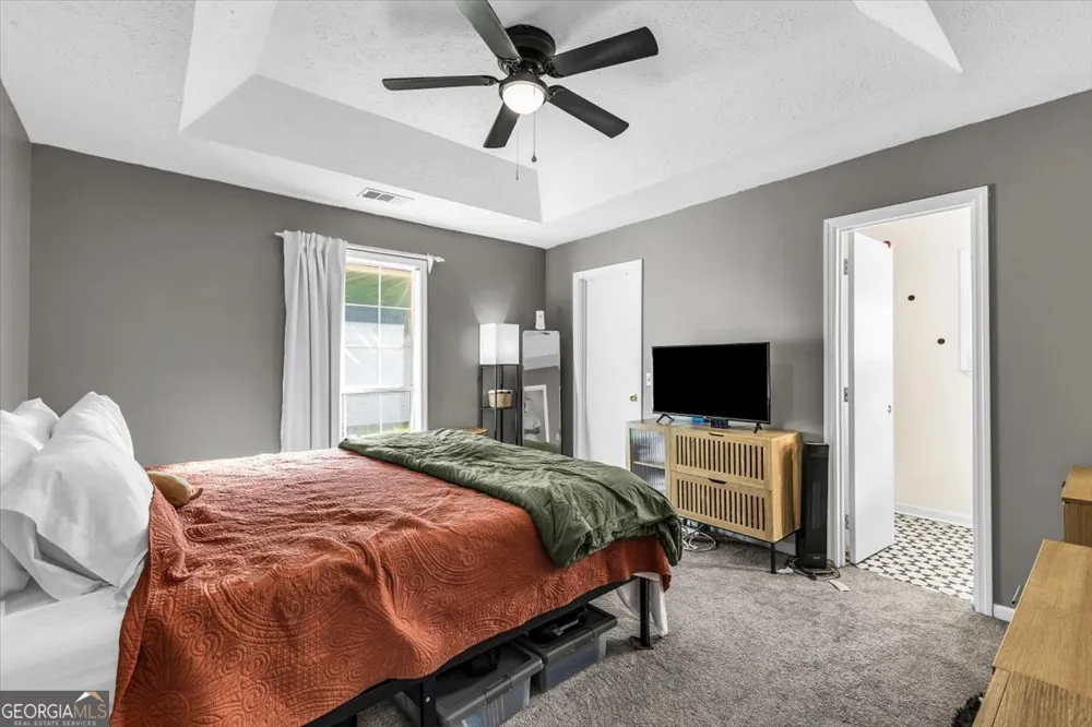 40 Whippoorwill LN E Richmond Hill, GA 31324