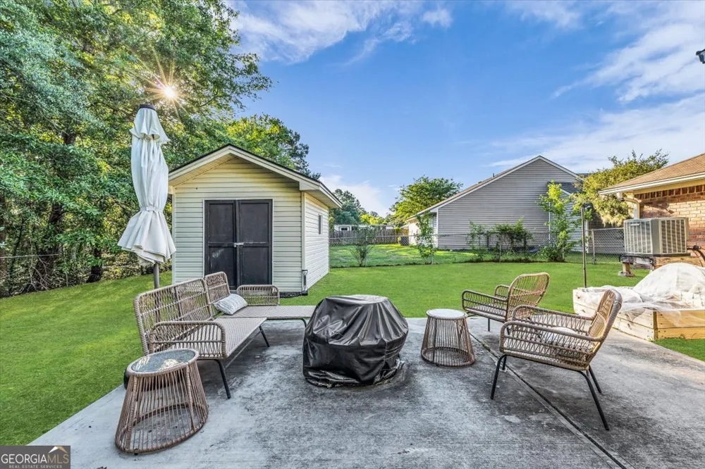 40 Whippoorwill LN E Richmond Hill, GA 31324