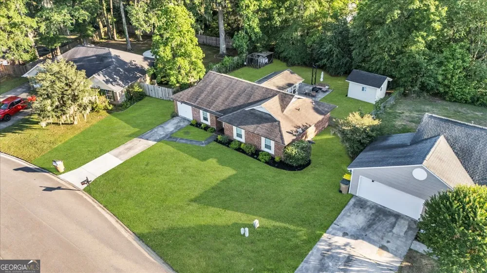 40 Whippoorwill LN E Richmond Hill, GA 31324