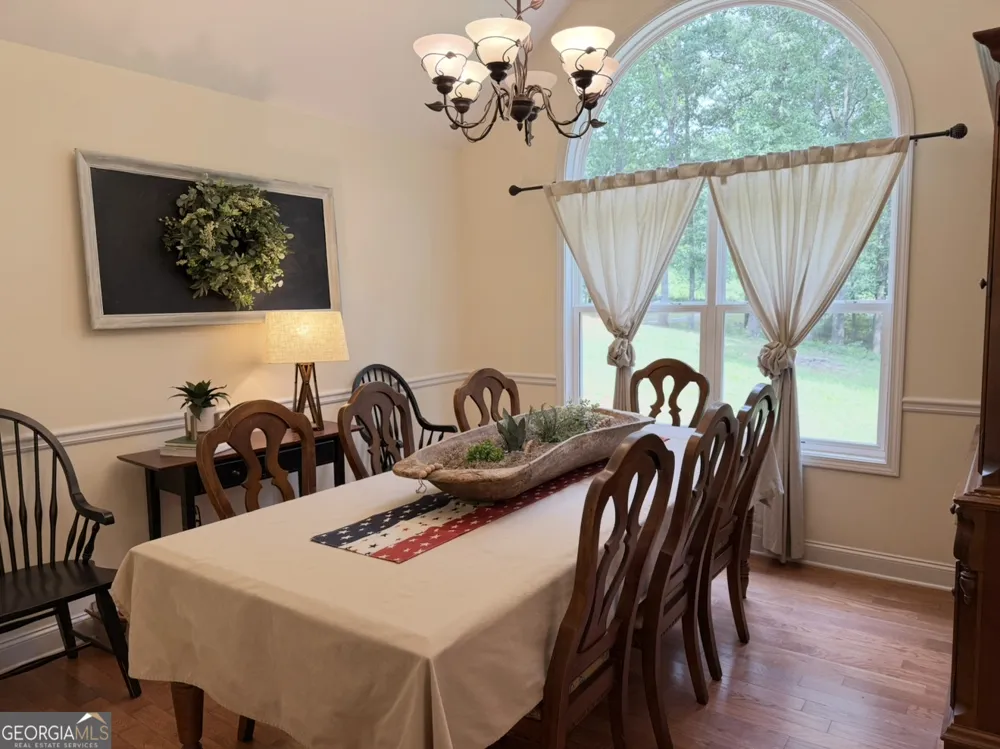 227 Clarkesville Heights DR Clarkesville, GA 30523