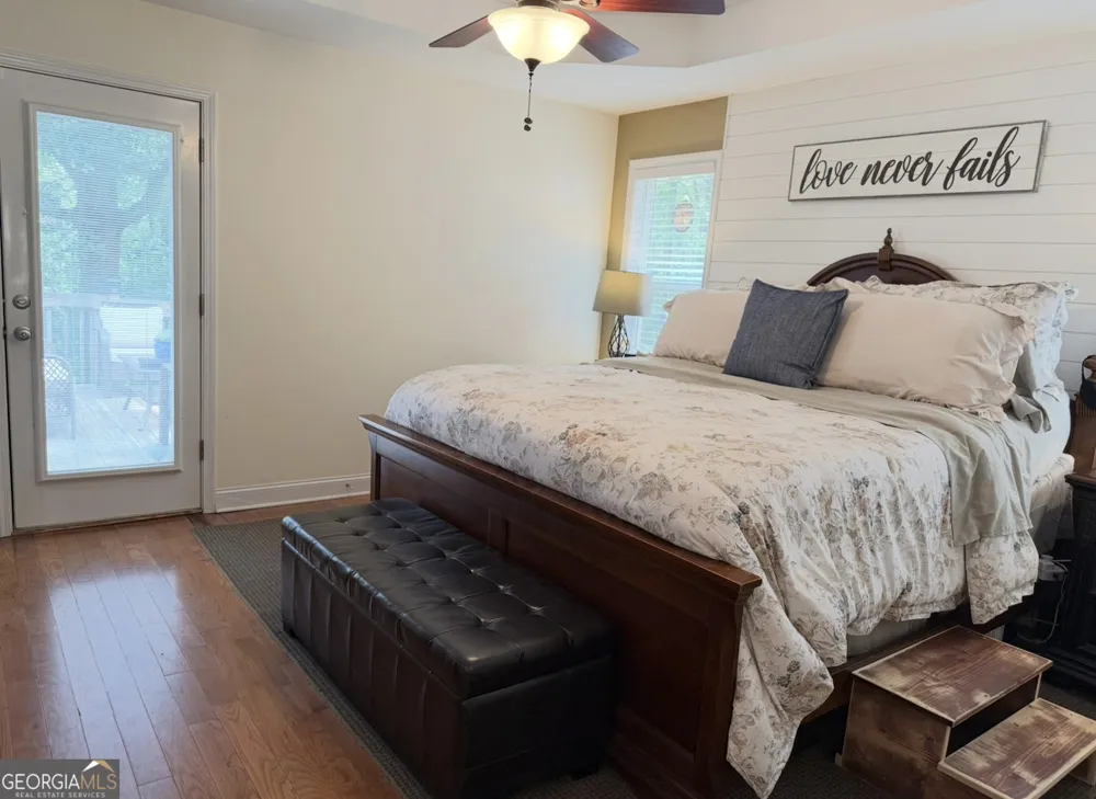 227 Clarkesville Heights DR Clarkesville, GA 30523