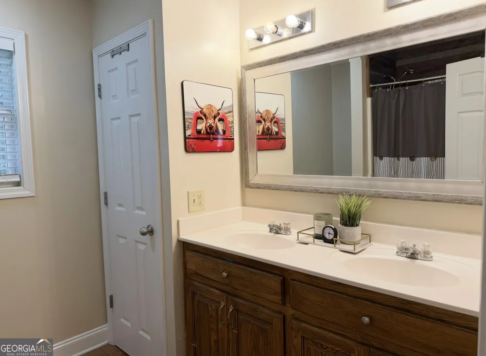 227 Clarkesville Heights DR Clarkesville, GA 30523