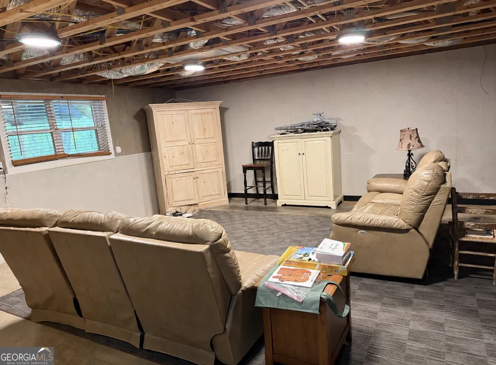 227 Clarkesville Heights DR Clarkesville, GA 30523