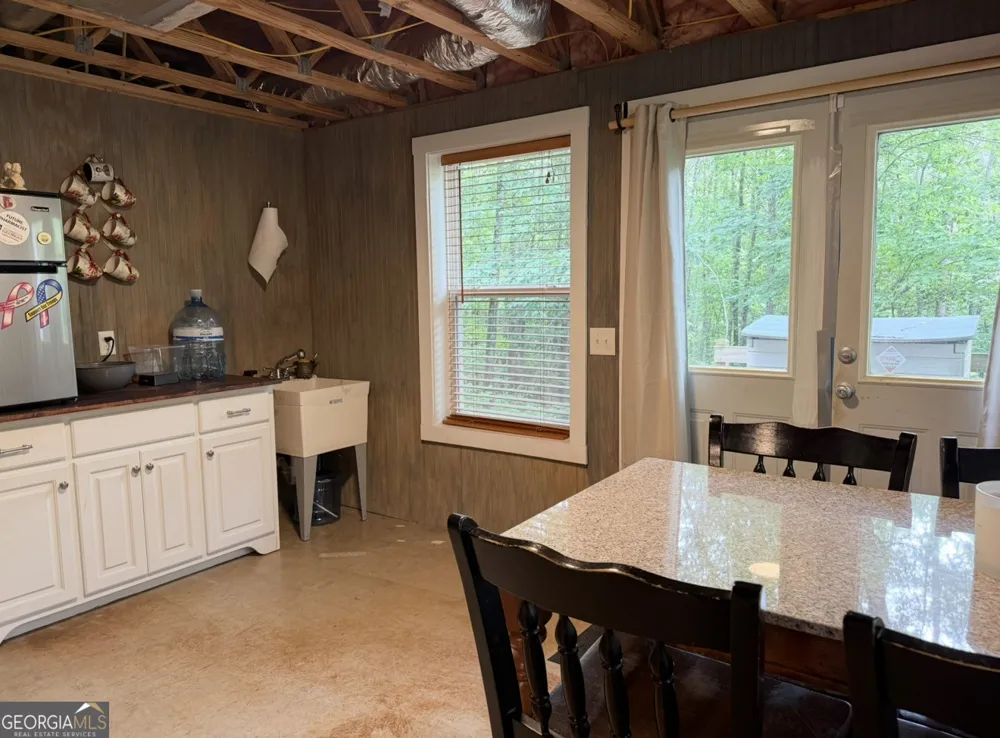 227 Clarkesville Heights DR Clarkesville, GA 30523