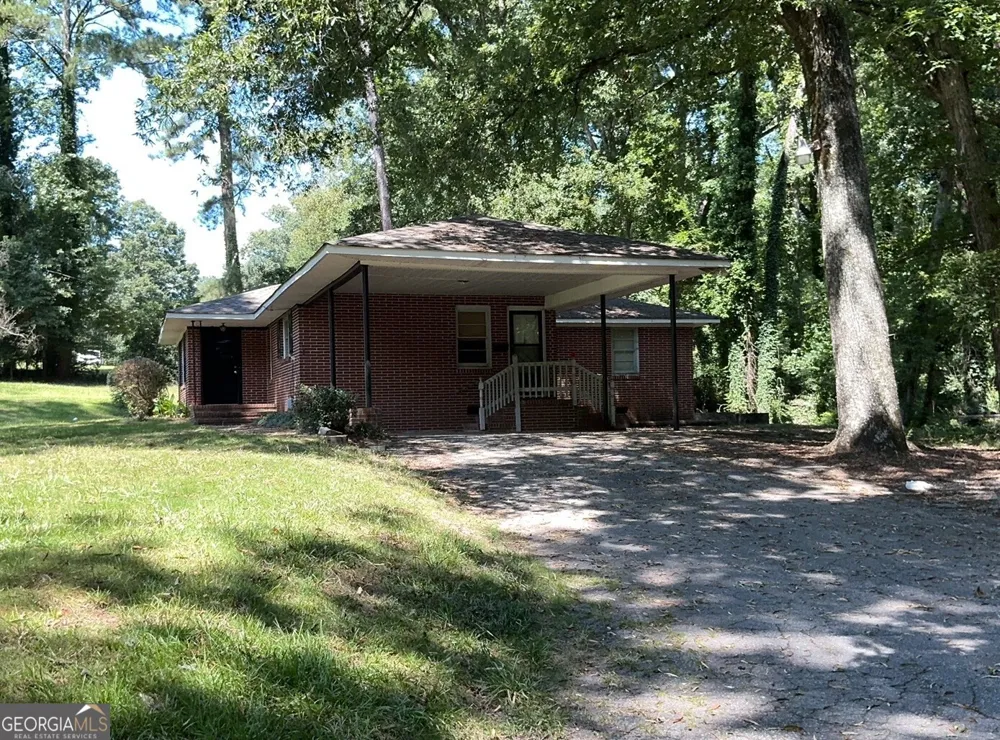 135 Brookside DR Elberton, GA 30635