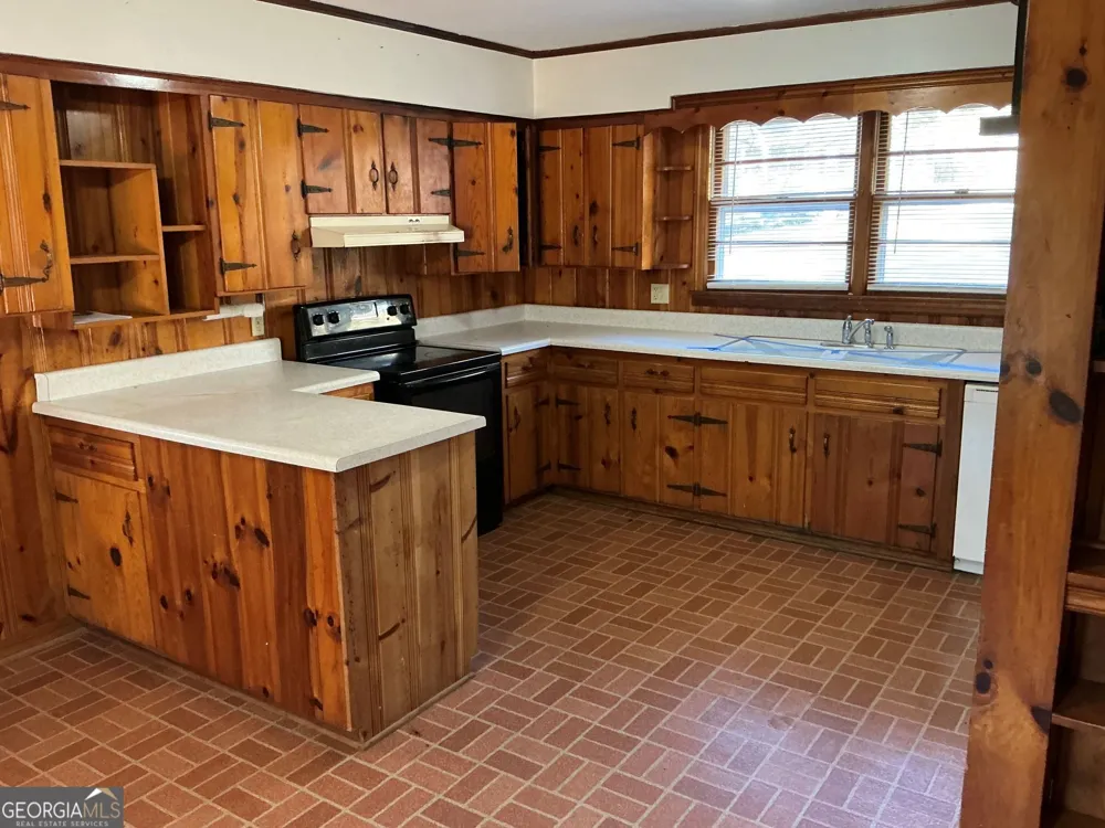135 Brookside DR Elberton, GA 30635