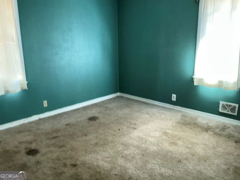 135 Brookside DR Elberton, GA 30635