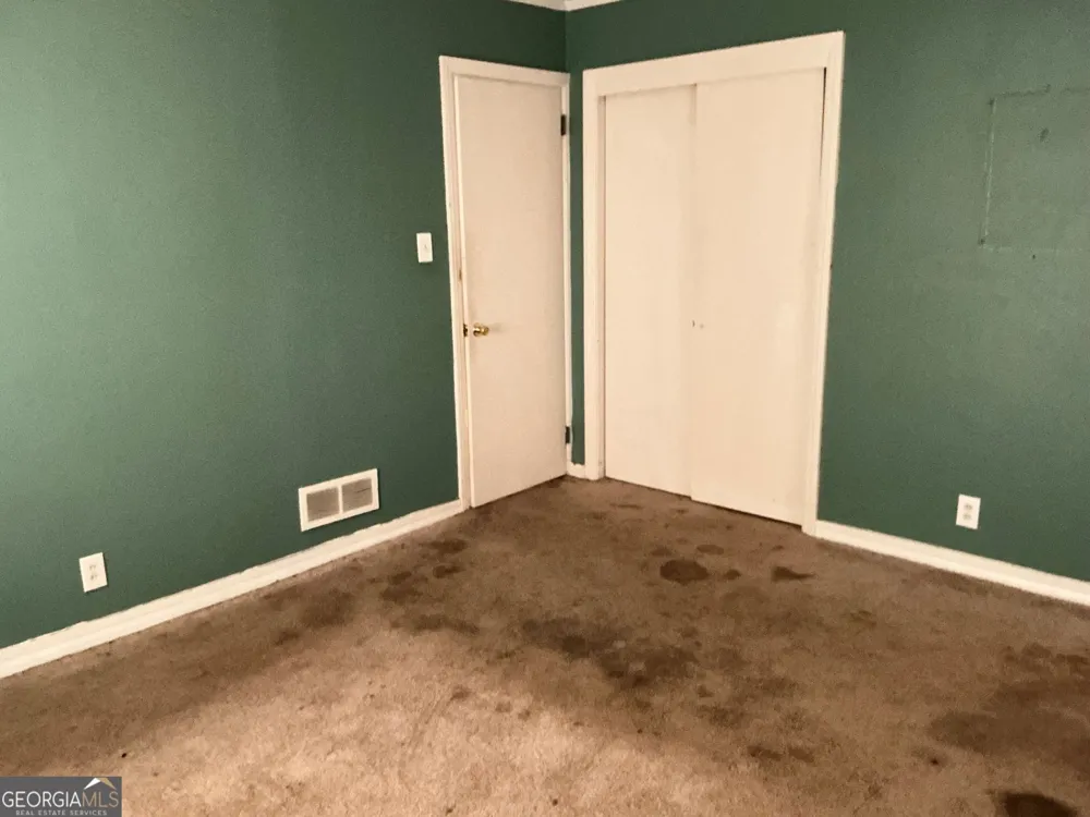 135 Brookside DR Elberton, GA 30635