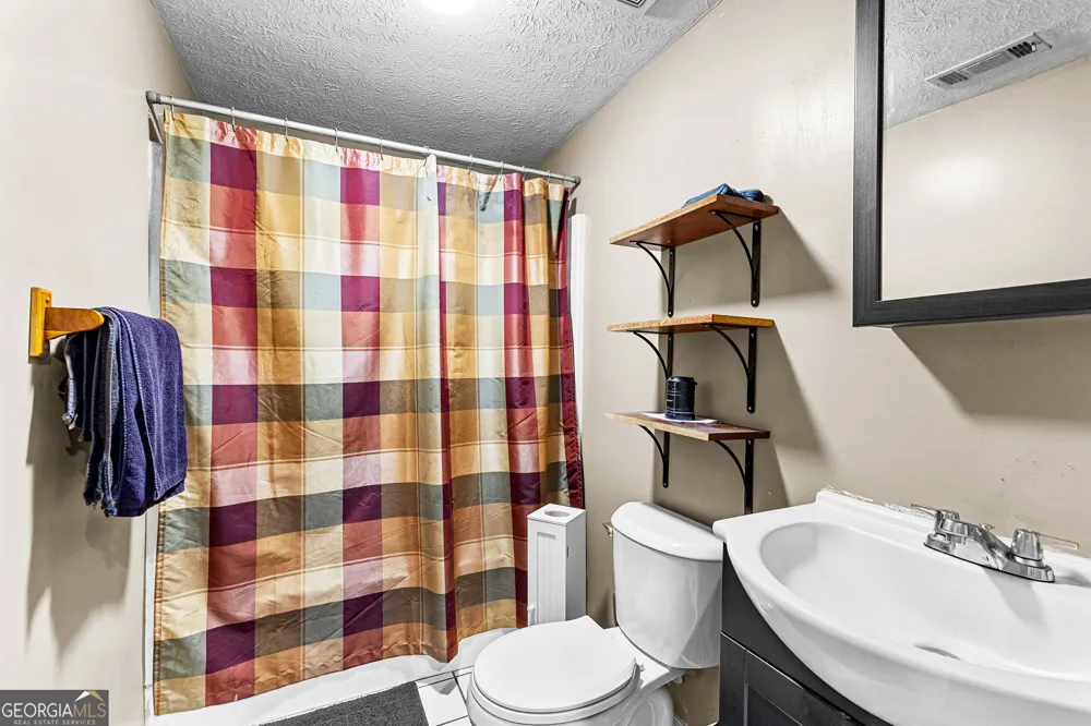 502 N Rover RD Williamson, GA 30292