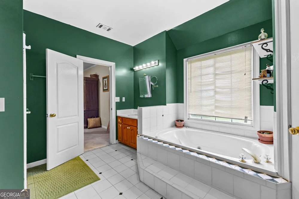 502 N Rover RD Williamson, GA 30292