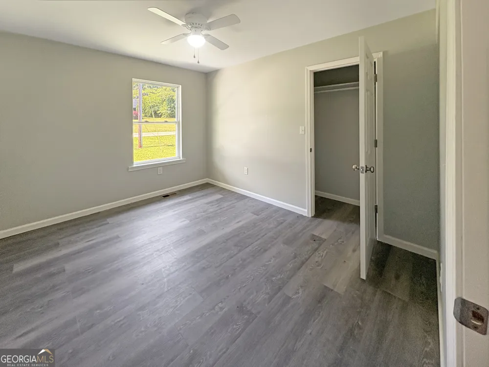24 George ST Forsyth, GA 31029