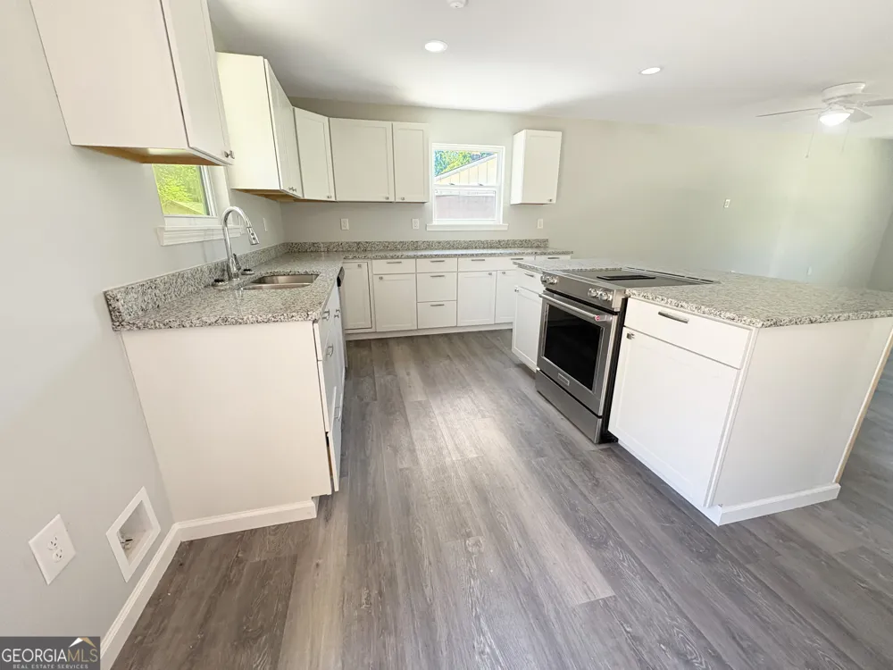 24 George ST Forsyth, GA 31029