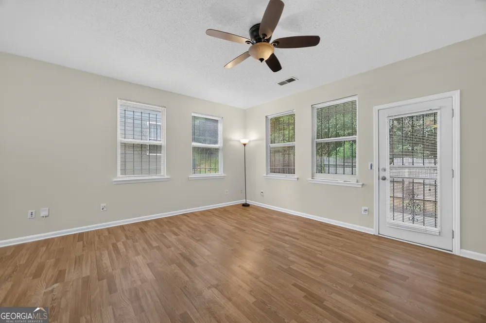 1406 Bayrose CIR East Point, GA 30344