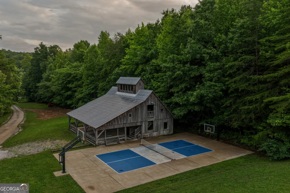 32 Lantern Cove RD Chickamauga, GA 30707