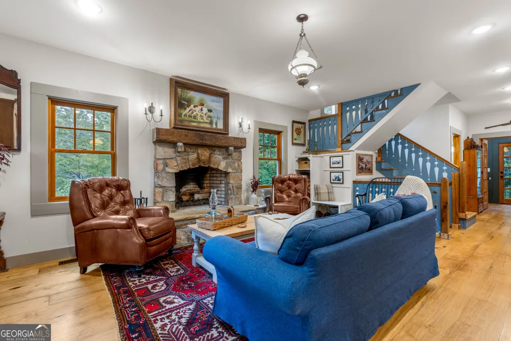 32 Lantern Cove RD Chickamauga, GA 30707