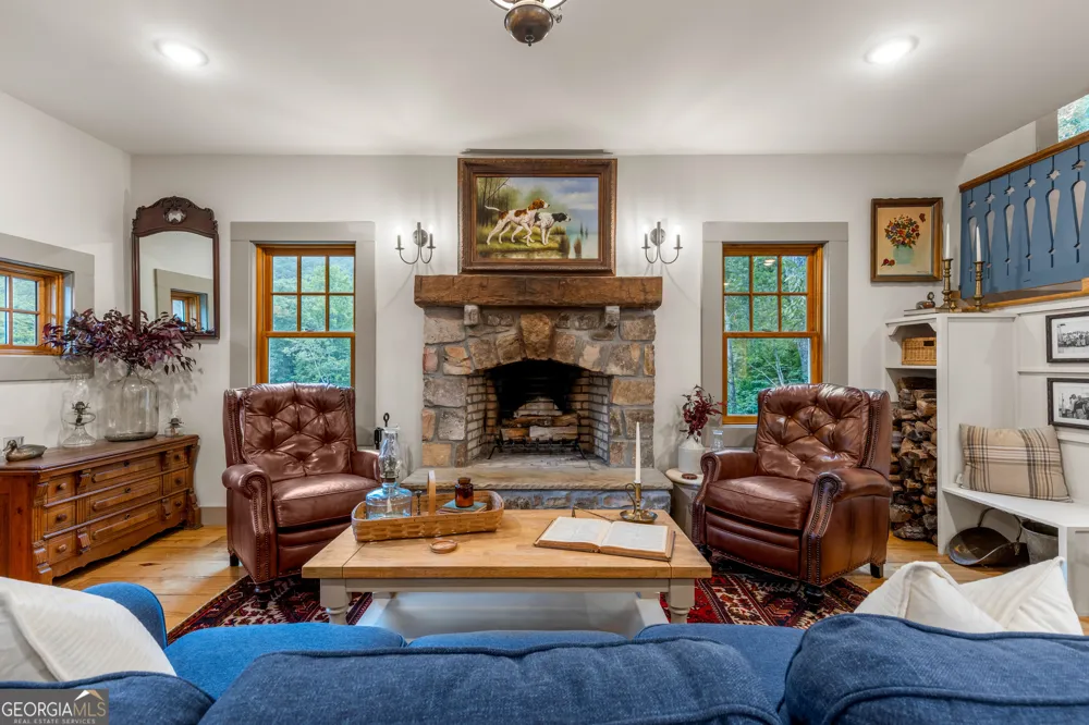 32 Lantern Cove RD Chickamauga, GA 30707