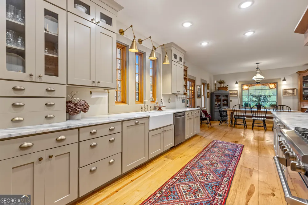 32 Lantern Cove RD Chickamauga, GA 30707