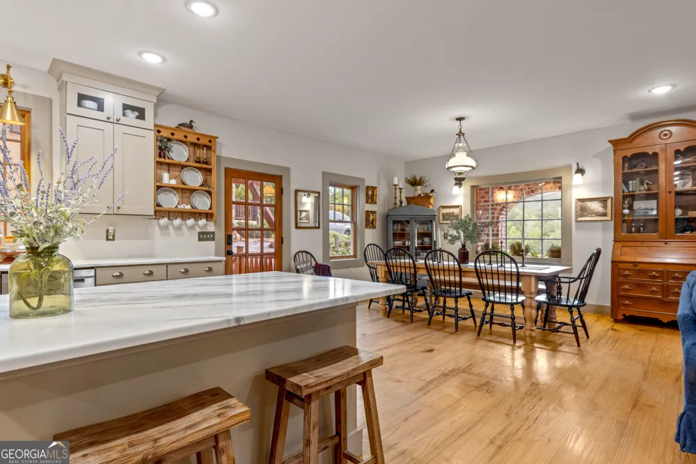 32 Lantern Cove RD Chickamauga, GA 30707