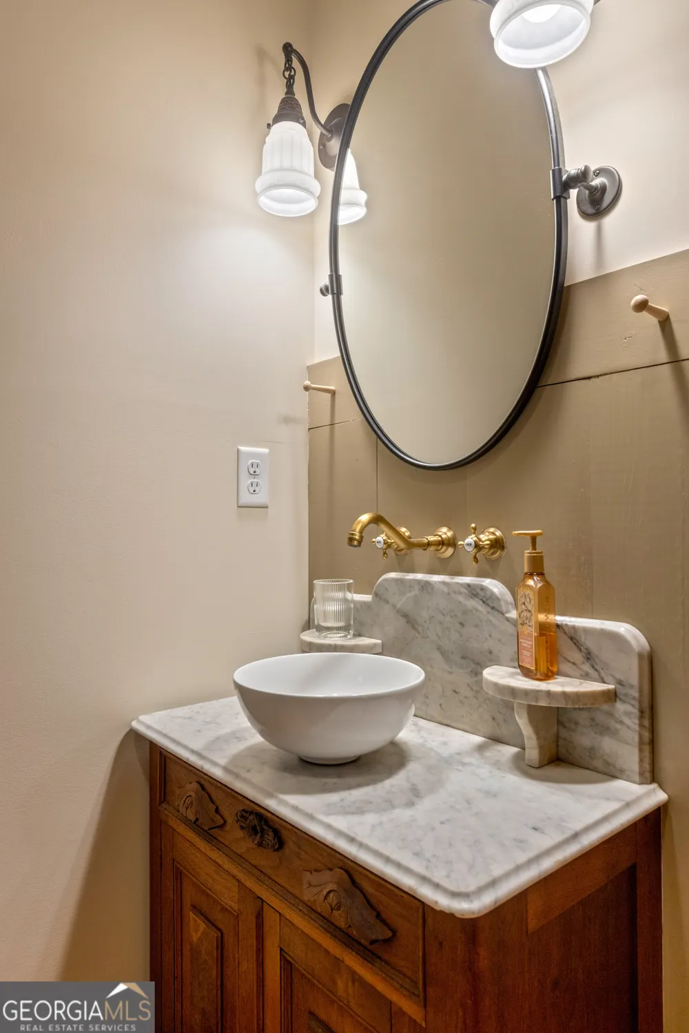 32 Lantern Cove RD Chickamauga, GA 30707