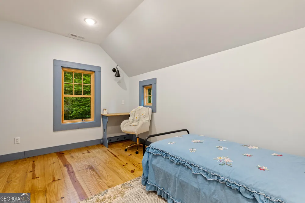 32 Lantern Cove RD Chickamauga, GA 30707