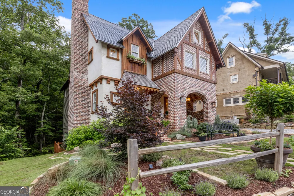 32 Lantern Cove RD Chickamauga, GA 30707