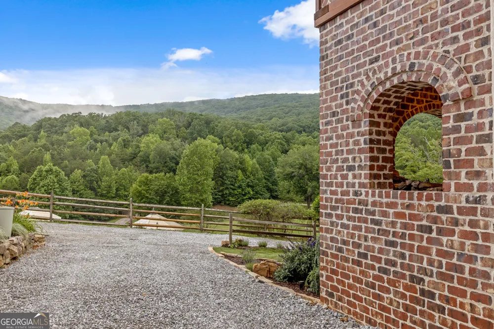 32 Lantern Cove RD Chickamauga, GA 30707