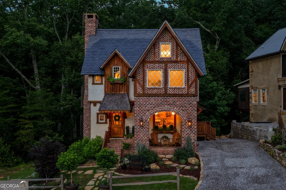 32 Lantern Cove RD Chickamauga, GA 30707