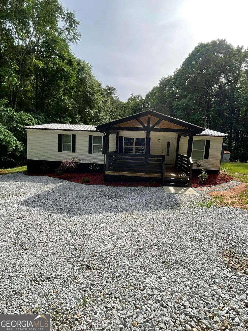 906 Jefferson River RD Jefferson, GA 30549