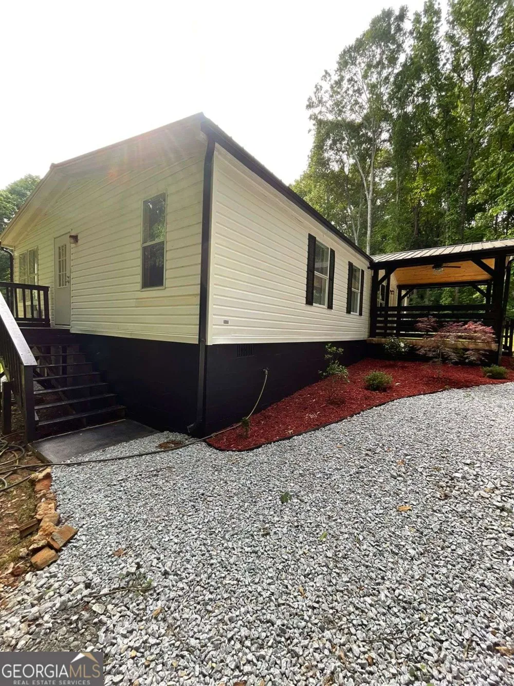 906 Jefferson River RD Jefferson, GA 30549