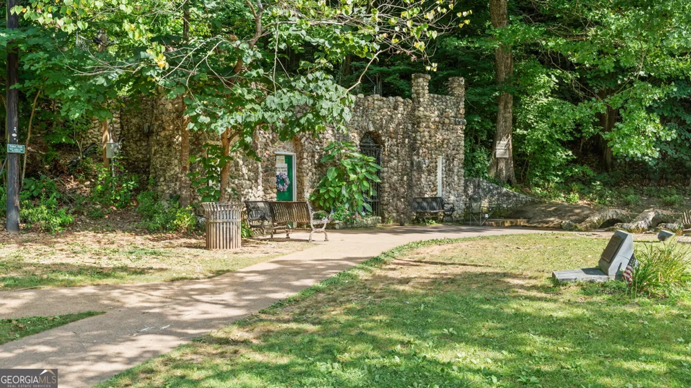 30 Fannin ST Cave Spring, GA 30124