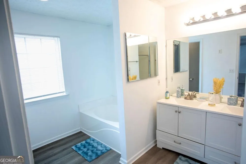 8339 Milam LOOP Fairburn, GA 30213