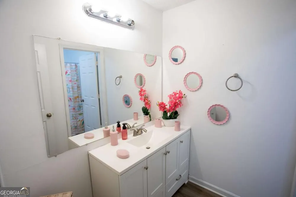 8339 Milam LOOP Fairburn, GA 30213