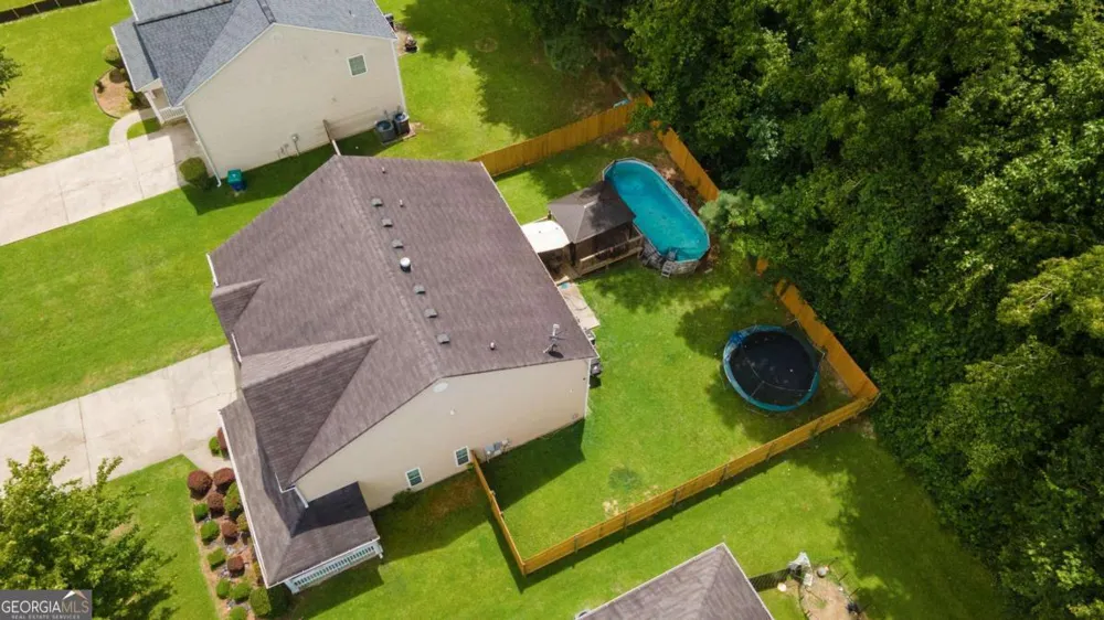 8339 Milam LOOP Fairburn, GA 30213