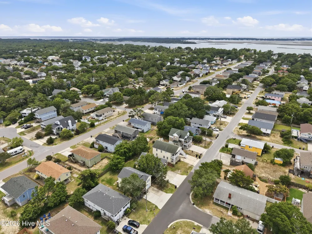 309 W Durham Street Kill Devil Hills, NC 27948