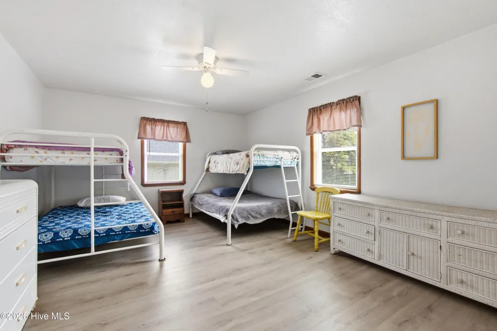 309 W Durham Street Kill Devil Hills, NC 27948