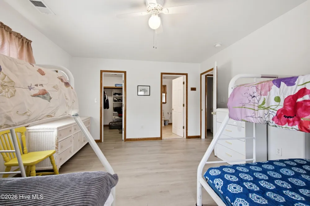 309 W Durham Street Kill Devil Hills, NC 27948