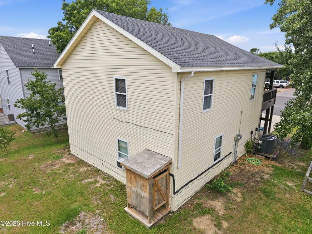 309 W Durham Street Kill Devil Hills, NC 27948