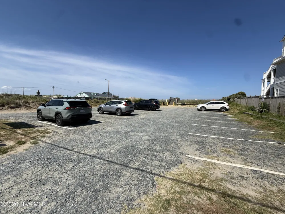 309 W Durham Street Kill Devil Hills, NC 27948
